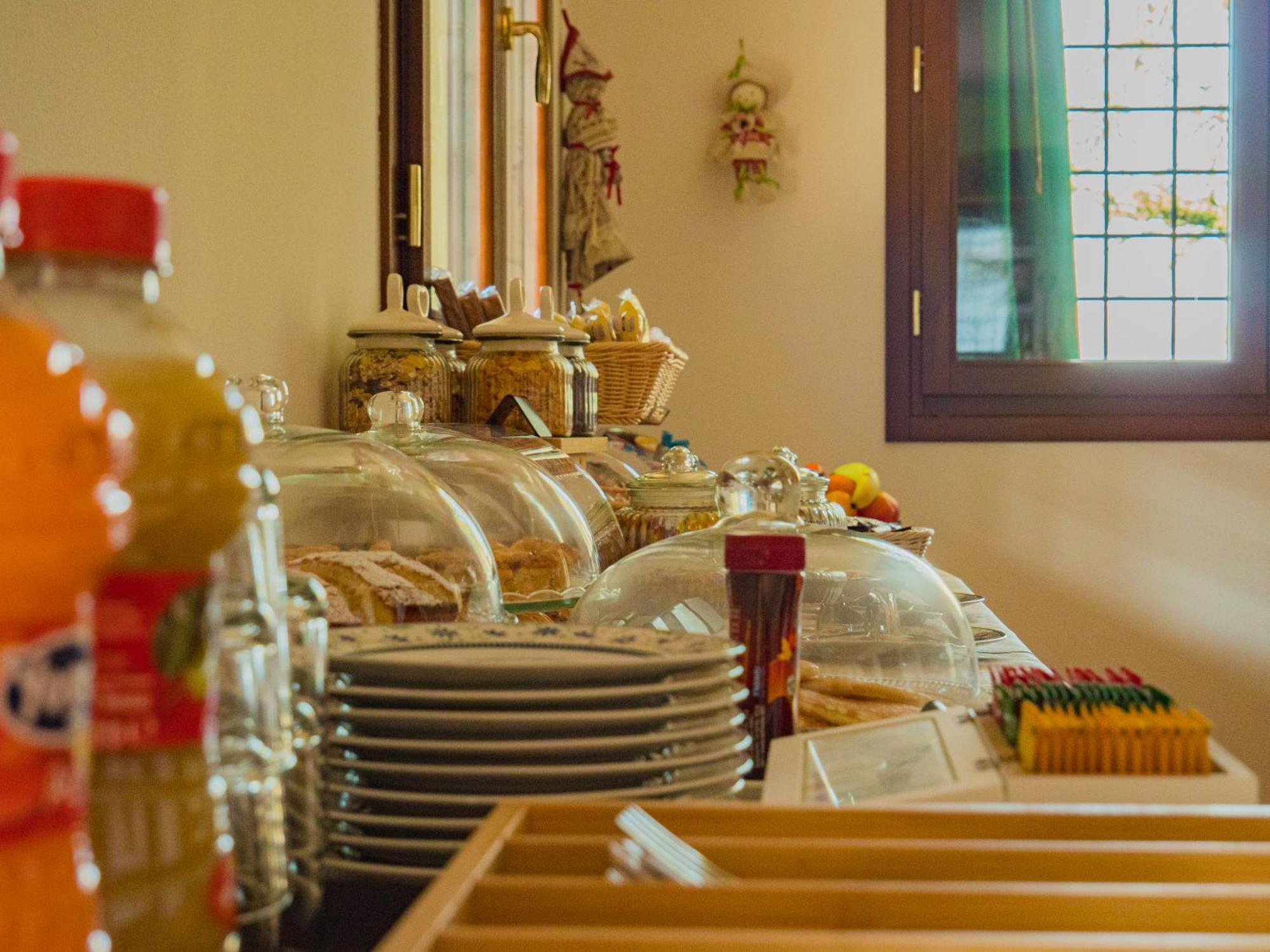 B&B Villa Erika Луґо Екстер'єр фото