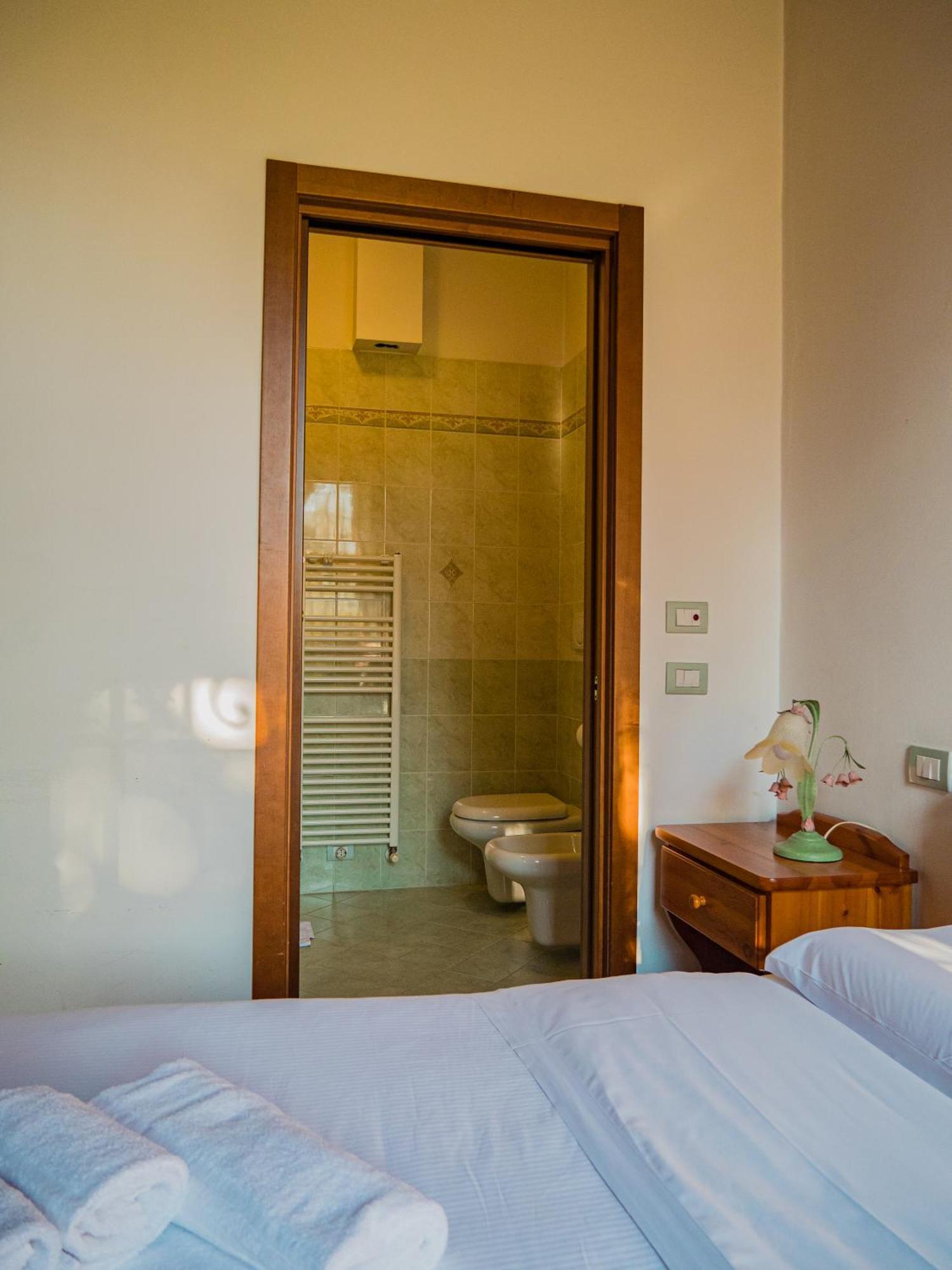 B&B Villa Erika Луґо Екстер'єр фото