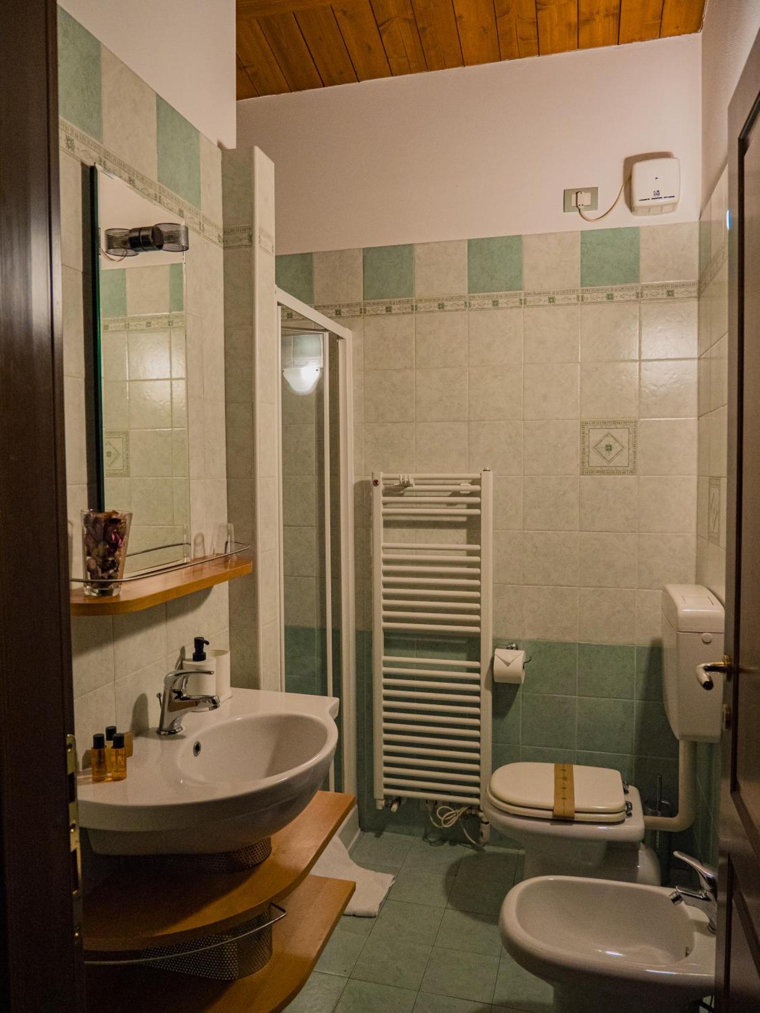 B&B Villa Erika Луґо Екстер'єр фото