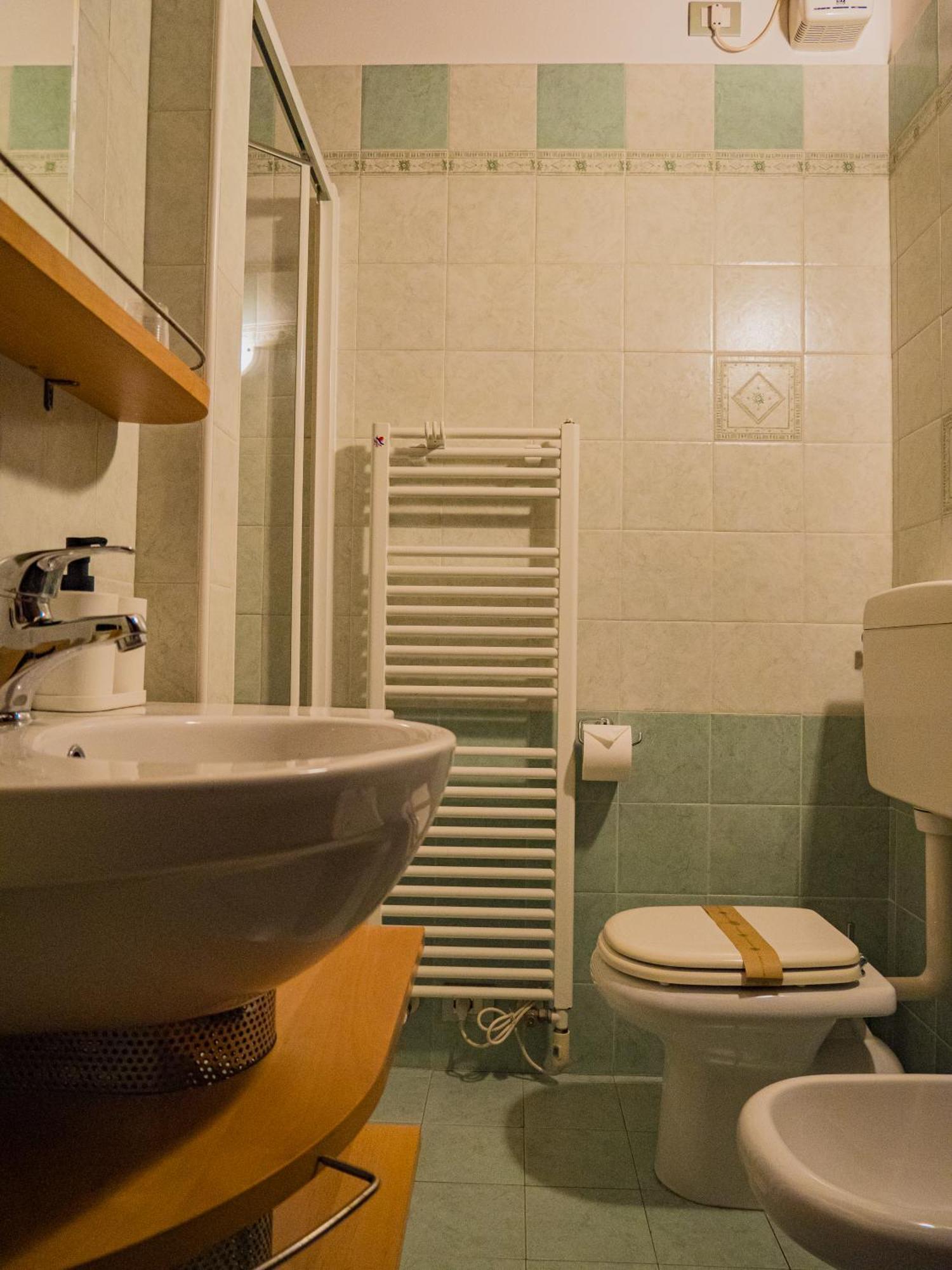 B&B Villa Erika Луґо Екстер'єр фото