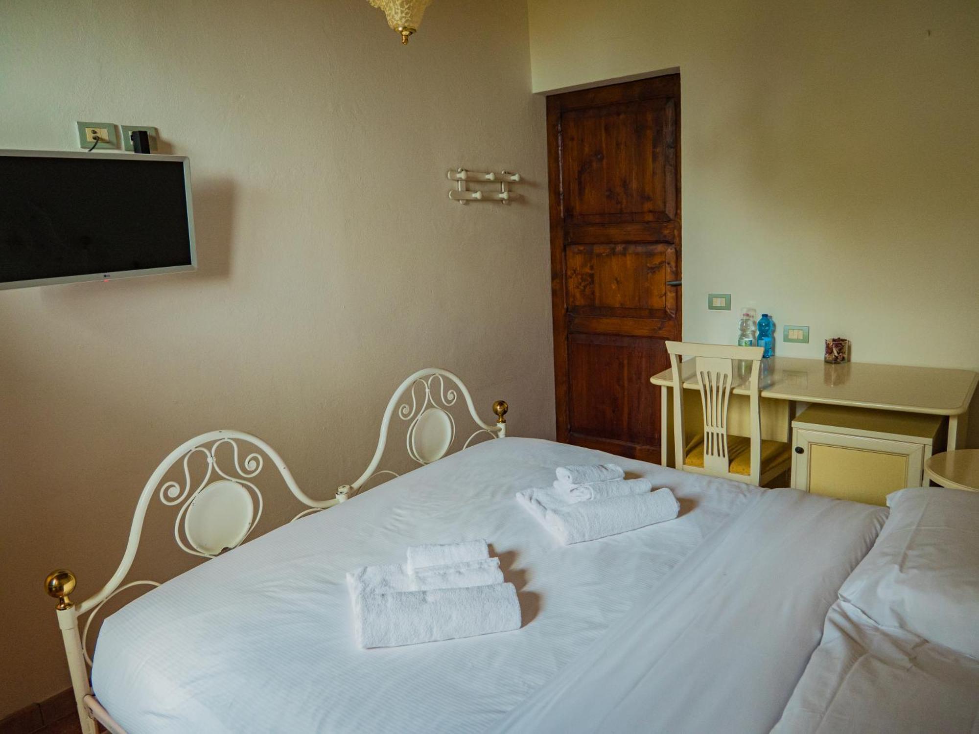 B&B Villa Erika Луґо Екстер'єр фото